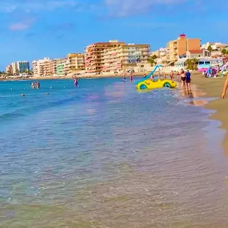 Apartment Apartamento Los Locos ,3 Bedroom ,private Parking Space And Sea View